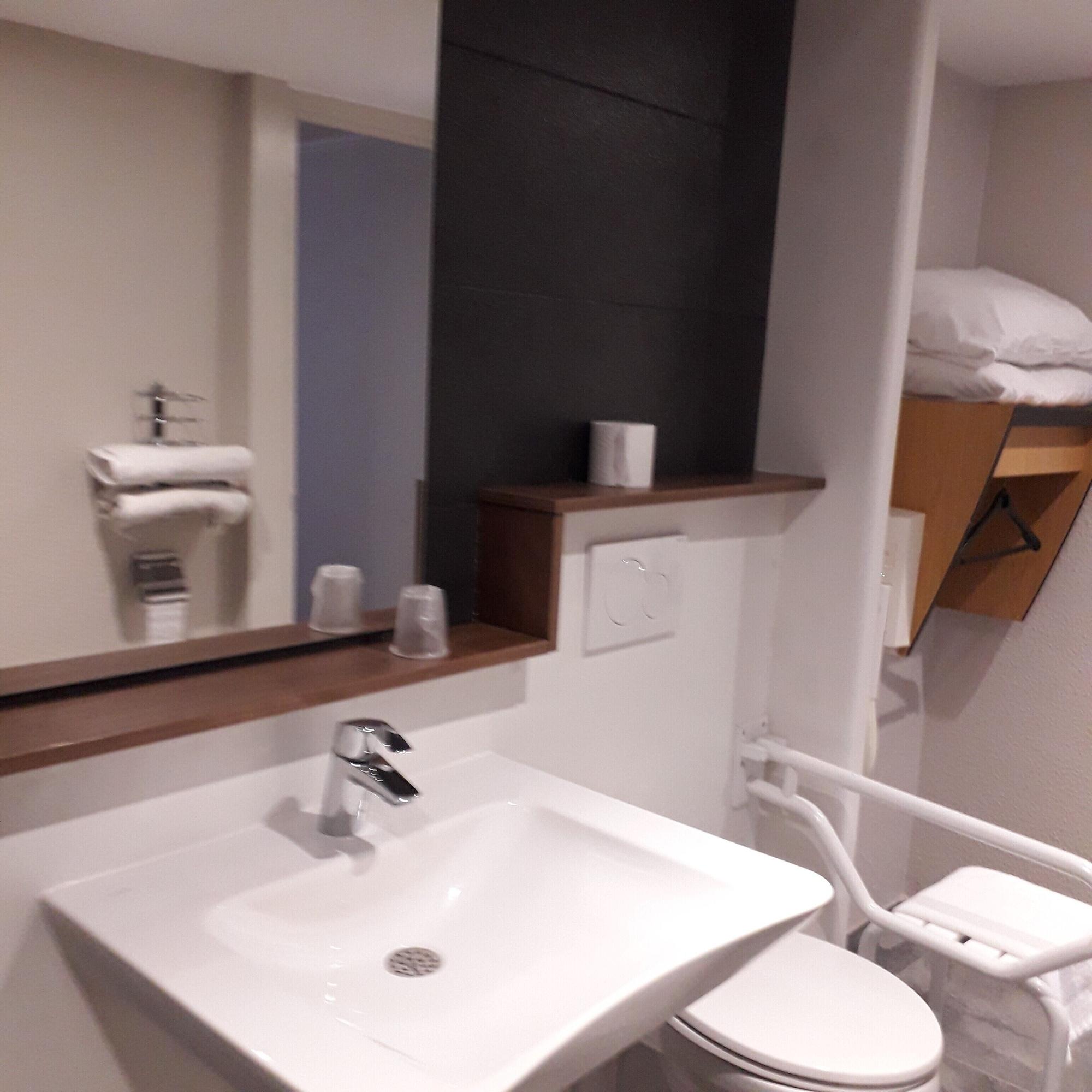 Campanile Lyon Dardilly Porte De Lyon Екстер'єр фото